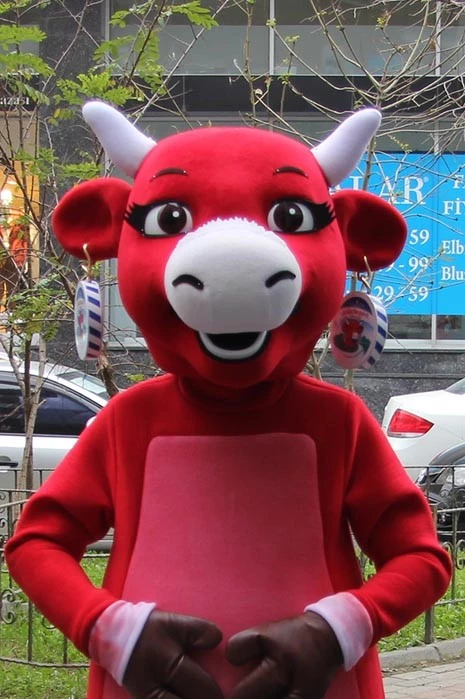 İNEK - LA VACHE QUI
